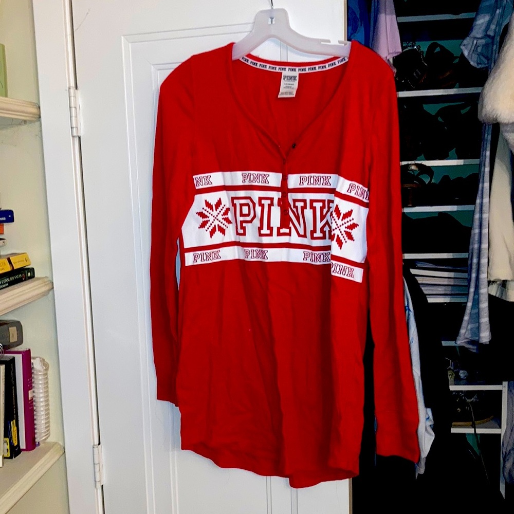 Brand new Victoria’s Secret pink loungewear comfy long sleeve.